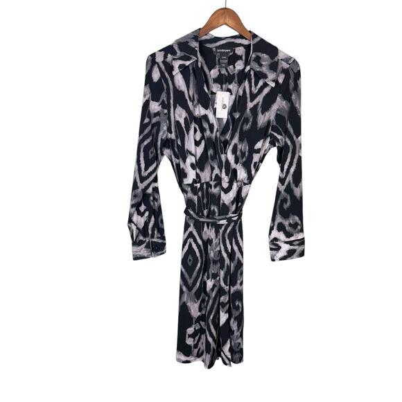 Lane Bryant NWT Black Gray Ikat Print Long Sleeve V-neck Mini Faux Wrap Dress - Picture 8 of 12